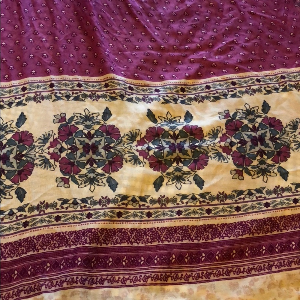 Patterned scarf - Picture 2 of 5